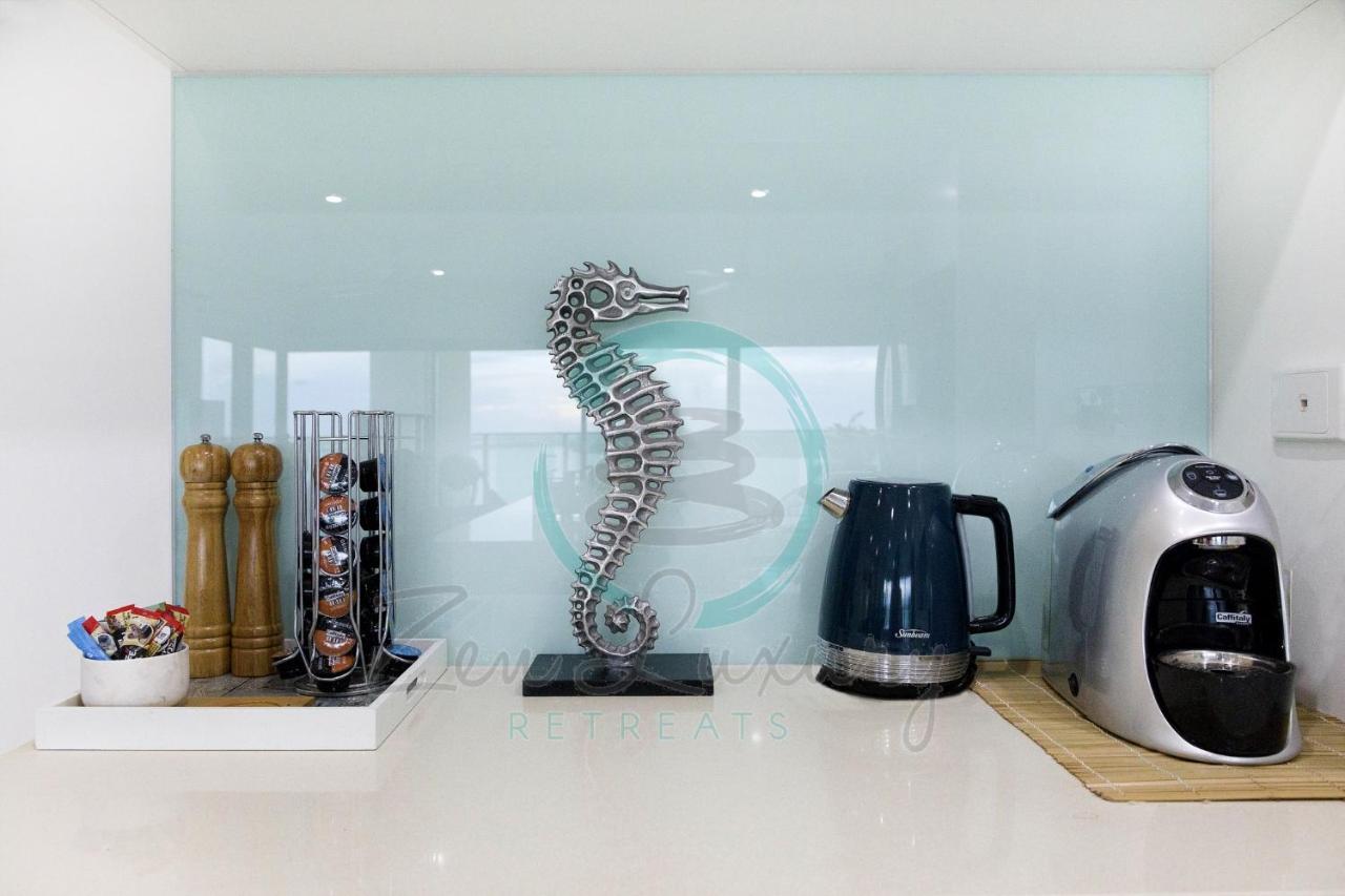 Zen By The Water - Darwin's Premier Ocean View Family Retreat Apartment *